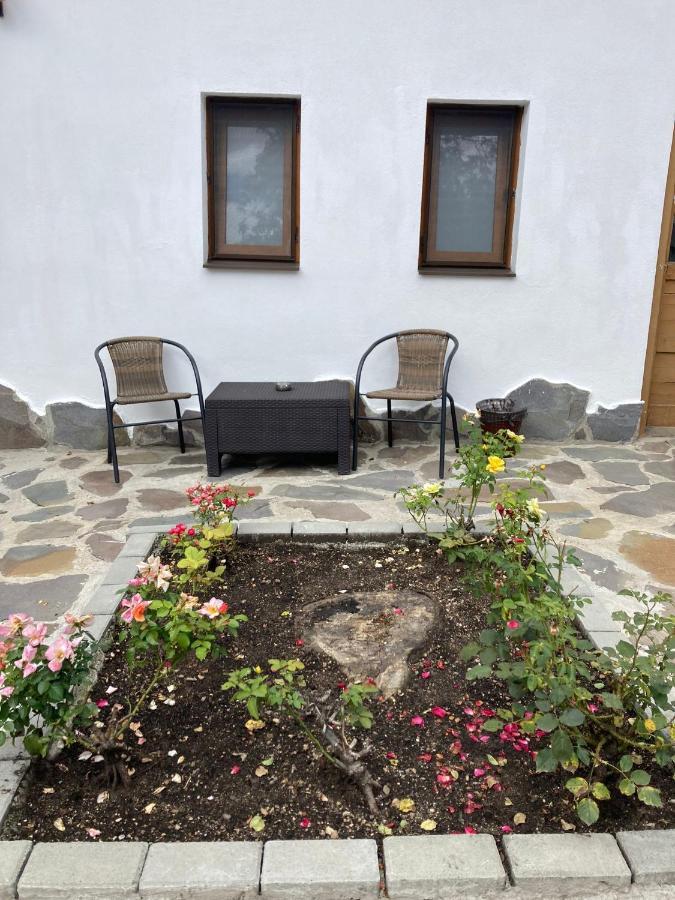 Livada * Brașov