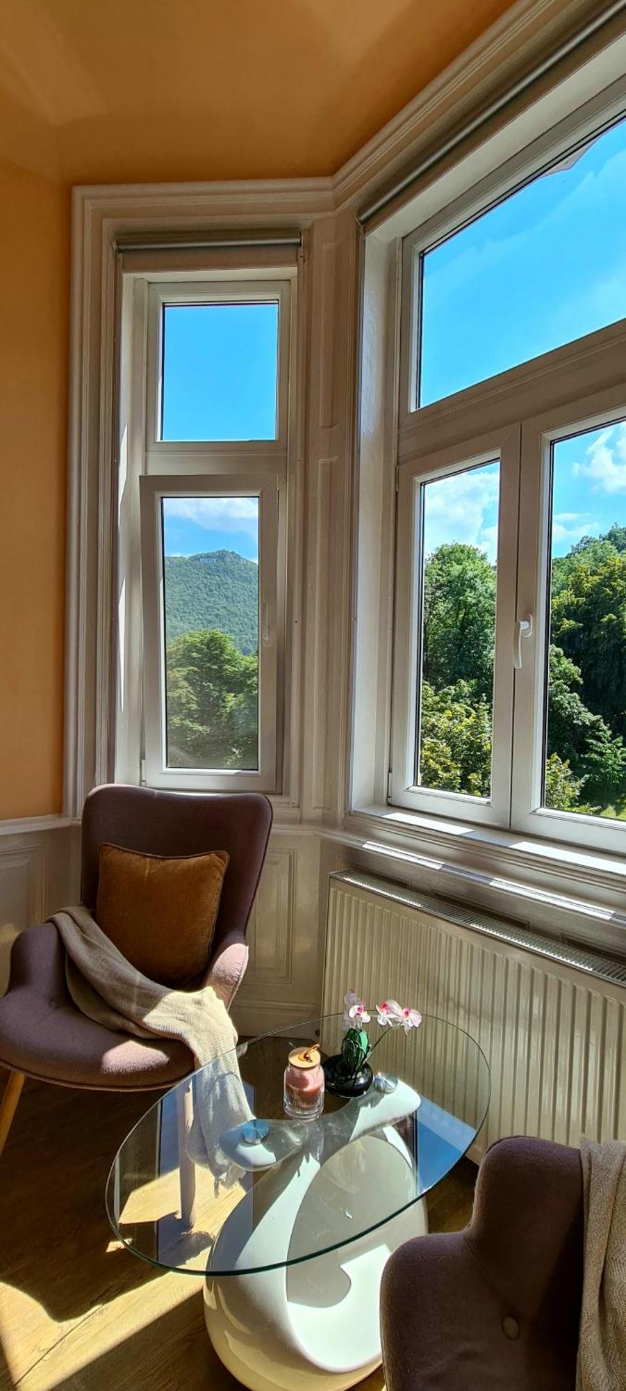 Livada Apartment *